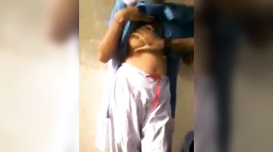 भुवनेश्वर कॉलेज स्टूडेंट्स की लंचब्रेक में नंगी हरकतें देखें