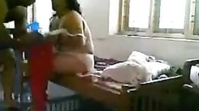 साउथ इंडियन मल्लू कपल का लीक्ड होममेड सेक्स वीडियो