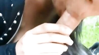 देसी माल को लंड चूसाया