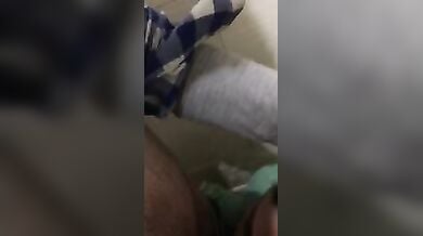 मुंबई की सेक्सी लेंडलार्ड आंटी का सकसेक्स वीडियो