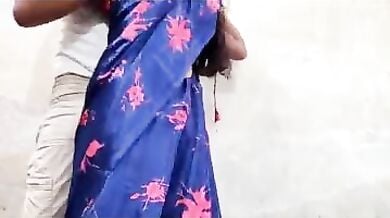 मुंबई में यूपी वाली भाभी की हॉट चुदाई