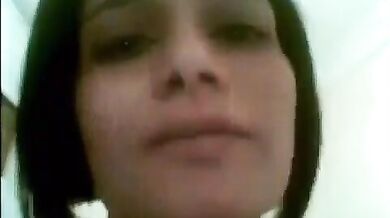 सऊदी की बिग बूब्स आंटी ने गांड में गाजर डाला