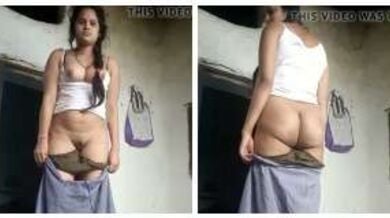 देहाती बिहारी लड़की ने दिखाई अपनी चूत, गांड औऱ बूब्स