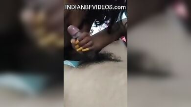 मल्लू रंडी गर्ल का सेक्सी ब्लोव्जोब