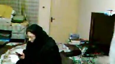 पाकिस्तानी पठान और बुरखाधारी पड़ोसी बेगम की चोदाचोदी