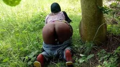 गांड मटका के खेत पर चुदी देहातन भाभी