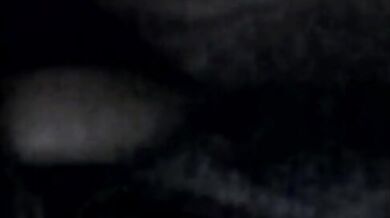 खूबसूरत गर्लफ्रेंड की चुदाई से पहले चूत खोलकर देखीं