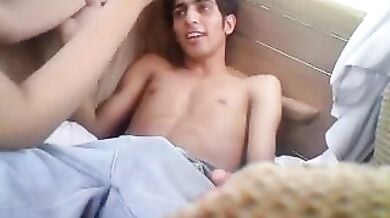 कार की पिछली सीट पर क्यूट, नंगी गर्लफ्रैंड के साथ हॉट रोमांस! (हिंदी ऑडियो)