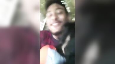 देसी लवबर्ड्स की हॉट एंड सेक्सी क्लोज अप किसिंग