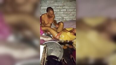 चुदाई के लिए बहु को मनाता ससुर