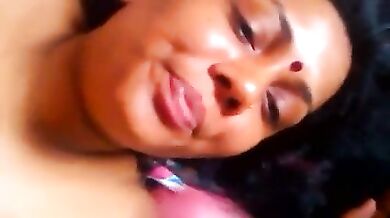 लंड औऱ आंड चूसकर भाभी ने मूँह में लिया गाढ़ा वीर्य