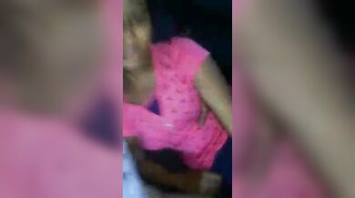 गोवा गर्ल ने दिया गाड़ी में ब्लोजॉब (मराठी ऑडियो)