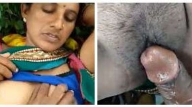 देहाती औरत झाड़ियों में चुदी