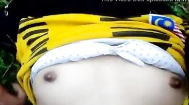 मणिपुरी गर्लफ्रेंड की जंगल में चुदाई