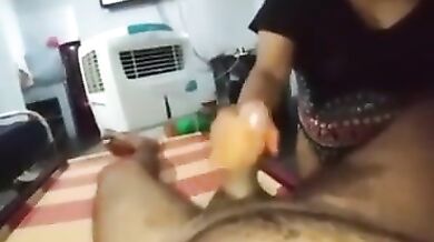 साउथ इंडियन सेक्सी गर्ल सकिंग