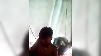 गुवाहाटी लड़की की कोमल चूत चोदी