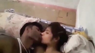 उड़ीसा की मस्त लड़की को बॉयफ्रेंड ने लण्ड से रगड़ा