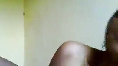 माँग में सिंदूर और चूत में लंड भरती बीवी