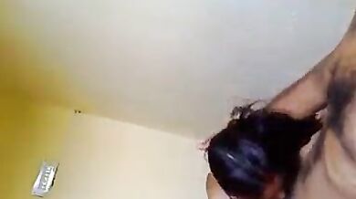 माँग में सिंदूर और चूत में लंड भरती बीवी