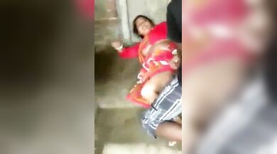 दोस्त को रंडी चोदते फिल्माया