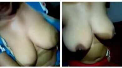 ब्लाउज खोलकर बिग बूब्स दिखाती औरत