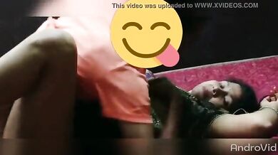 देहाती भाभी की चुदाई का विलेज सेक्स क्लिप