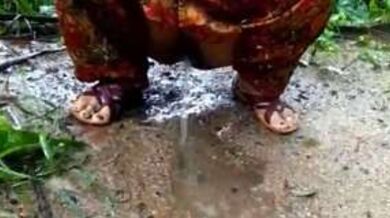 मम्मी का बहार मुतने का बीएफ वीडियो