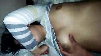 शराब के नशे में धुत्त जीएफ की चुदाई