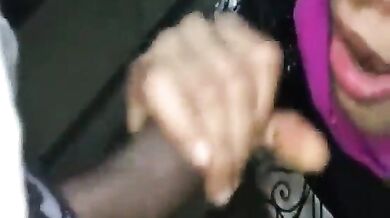 ब्लोजॉब के बाद माल पीती औरत