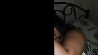 बीवी ने पति को बूब्स चुसाये