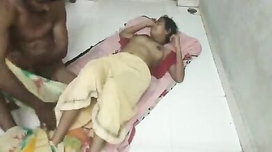 कामवाली और नोकर की चुदाई का देसी पोर्न