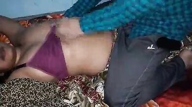 स्टोर रूम में समधन को पेल दिया