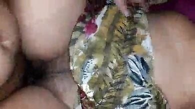 स्टोर रूम में समधन को पेल दिया