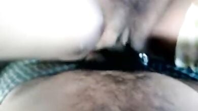 हॉट पंजाबी आंटी की थूंक लगा के चुदाई