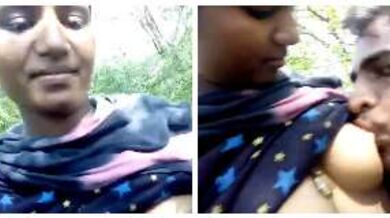 चुदते चुदते लड़की ने बूब्स चुसाए