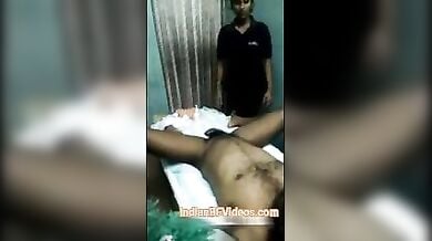 मसाज पार्लर की मस्ती