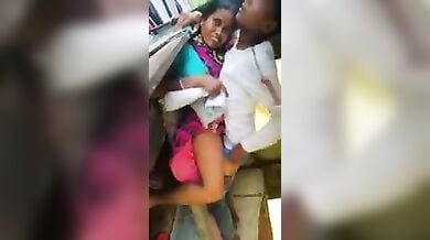 जवान लौंडे ने रंडी बिहारी आंटी चोदी