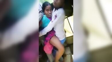 जवान लौंडे ने रंडी बिहारी आंटी चोदी