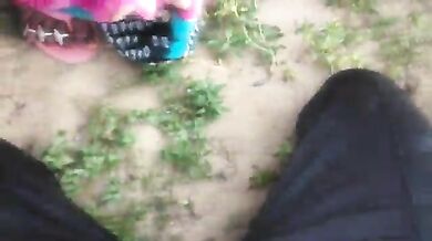 विलेज भाभी खेत में चुदी