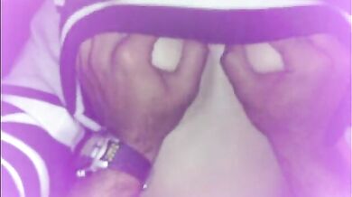 सर ने चिंकी की चूंची दबाई