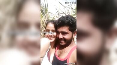 गन्ने के खेत में मालिक की बेटी का बना हॉट एम एम एस