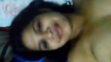 चुदाई से पहले फिल्माया गर्लफ्रैंड निशा का नंगा बदन