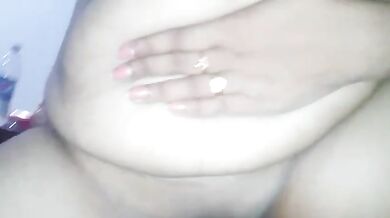 चुदने का कंट्रोल लेकर चुदती तमिल औरत