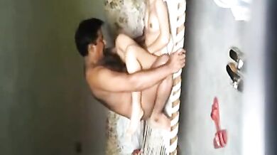 ब्यूटीफुल लड़की की खटिया पर चुदाई