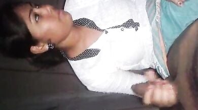 हैंडजॉब देने के बाद गर्लफ्रेंड की चुदाई