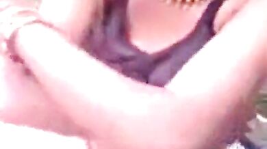 हसमुख मारवाड़ी लड़की के खूबसूरत चुचे और चूत