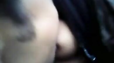 प्रेमी को चूचा चुसाती लड़की