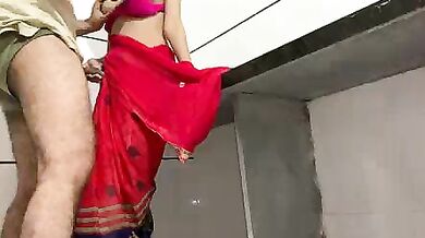 स्वाति भाभी की किचन में खड़े खड़े चुदाई