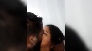 पति ने बनाया बीवी का नंगा बाथरूम विडिओ