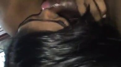 साउथ इंडियन लड़की ने कोबरा जैसा लंड चूसा